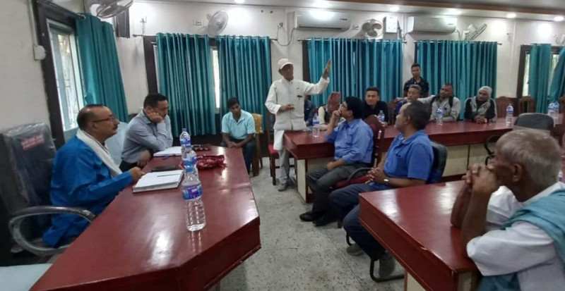 काम छिटो छरितो गर्न कर्मचारीलाई आपूर्तिमन्त्री रिजालकाे निर्देशन